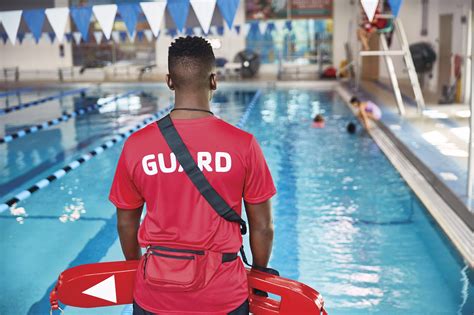 is it hard to pass lifeguard test|american red cross lifeguard testing.